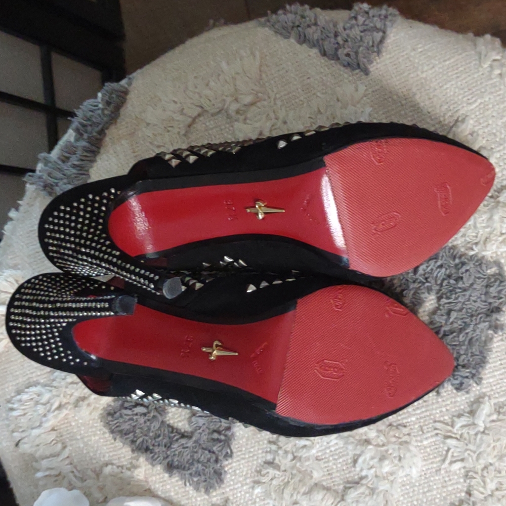 Cesare Paciotti Studded Black 🔥 Pumps - Picture 6 of 6
